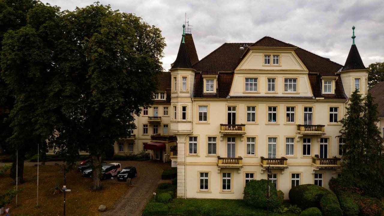 Residenz Am Kurpark - Ferienwohnungen In Zentraler Lage I Privatparkplatz Бад Ротенфелде Екстериор снимка