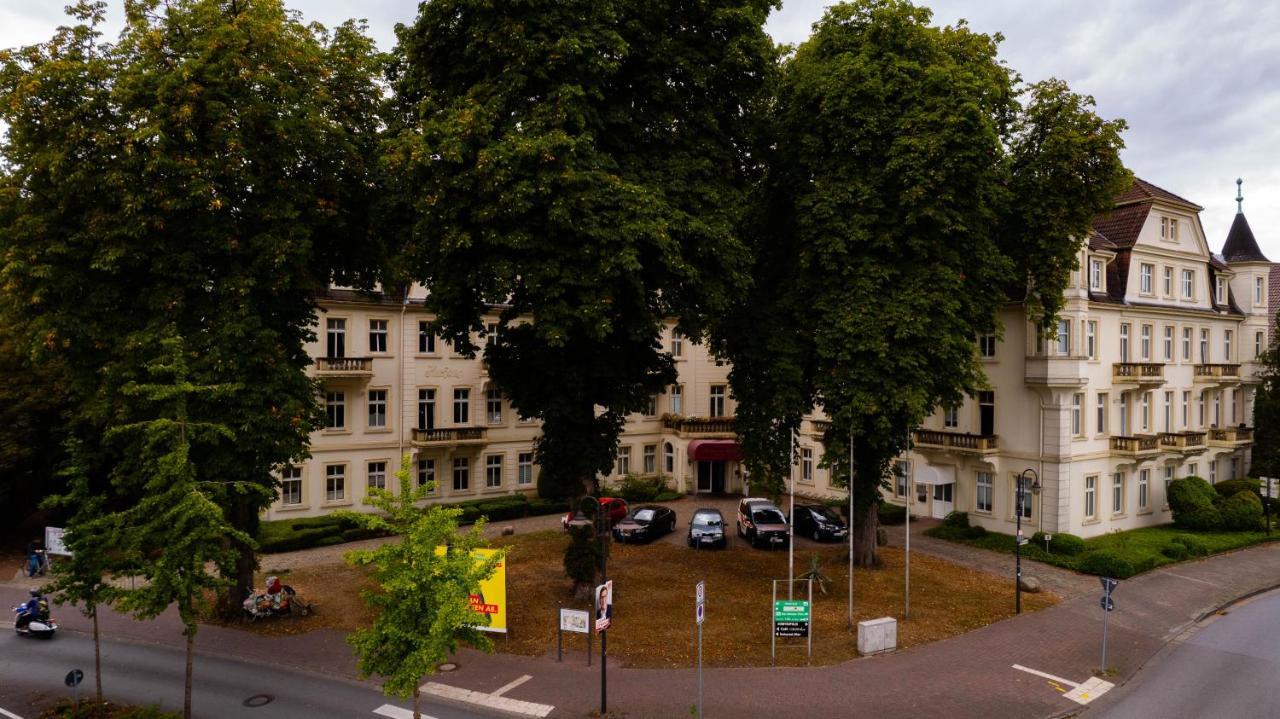 Residenz Am Kurpark - Ferienwohnungen In Zentraler Lage I Privatparkplatz Бад Ротенфелде Екстериор снимка